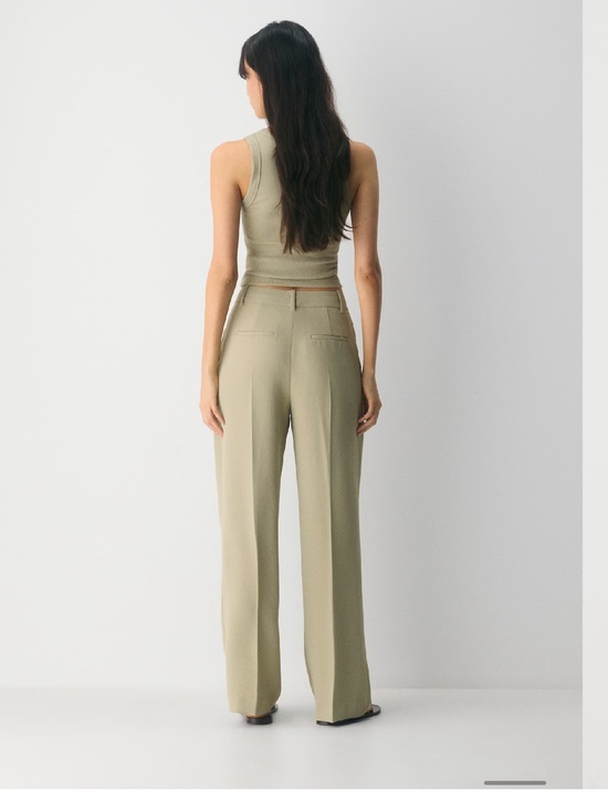 Aritzia Pants - Grey Aritzia Effortless Pants Crepette